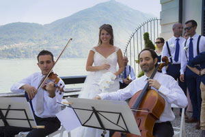 Violinista e Violoncellista a villa Carlotta, Lago di Como